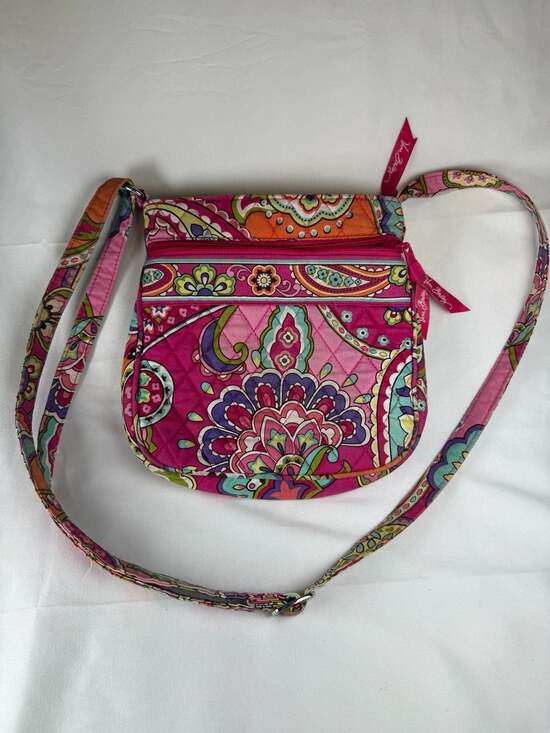 Vera Bradley Handbags - Vera Bradley Quilted Paisley Pattern Small Crossbody Handbag